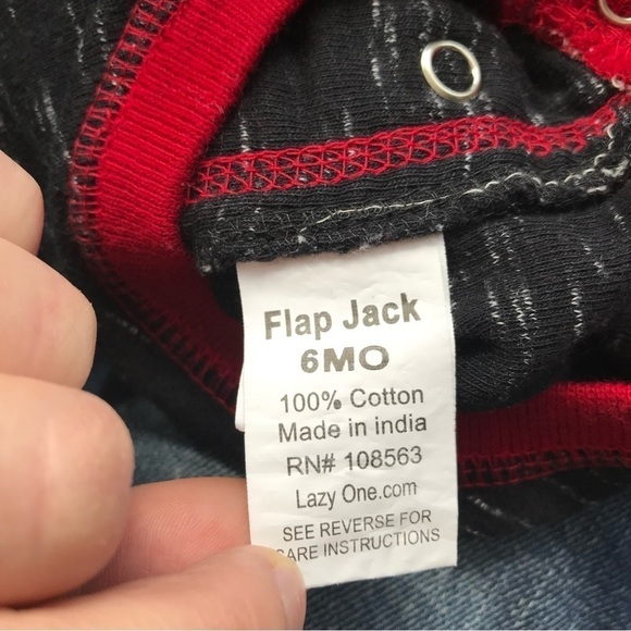 4/$25  Sleep or play jumpsuit size 6 month - Picture 3 of 4